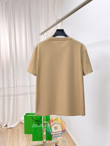 חולצת טי Burberry עם לוגו כחול בשני גוונים 17