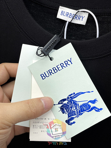 חולצת טי Burberry עם פס משבצות בשלושה גוונים 2