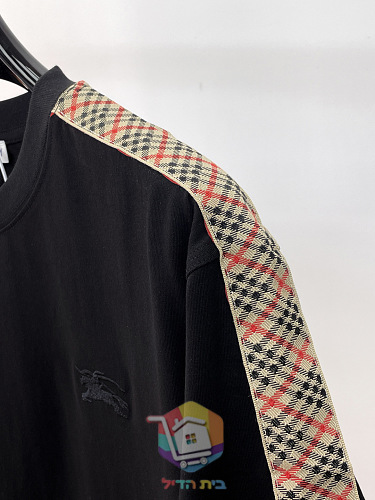 חולצת טי Burberry עם פס משבצות בשלושה גוונים 4