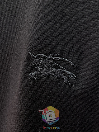 חולצת טי Burberry עם פס משבצות בשלושה גוונים 7