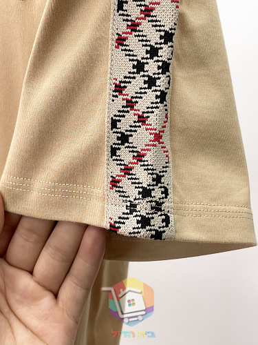 חולצת טי Burberry עם פס משבצות בשלושה גוונים 14