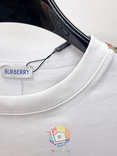חולצת טי Burberry עם פס משבצות בשלושה גוונים 24
