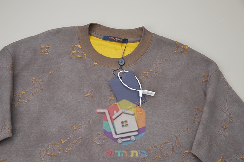 חולצת טי Louis Vuitton עם מונוגרם 15