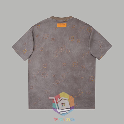 חולצת טי Louis Vuitton עם מונוגרם 16