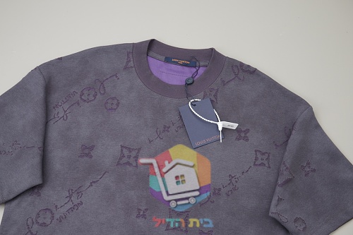 חולצת טי Louis Vuitton עם מונוגרם 31