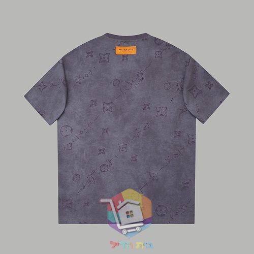 חולצת טי Louis Vuitton עם מונוגרם 32