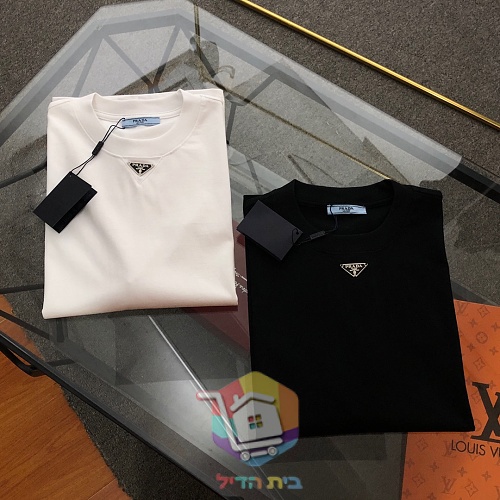 חולצת טי PRADA עם לוגו משולש 11