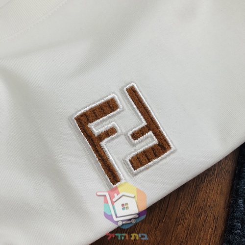 חולצת טי FENDI עם לוגו FF 6