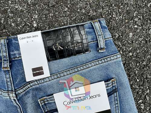 ג'ינס Calvin Klein Jeans בגזרה צרה בגוון כחול בהיר 2