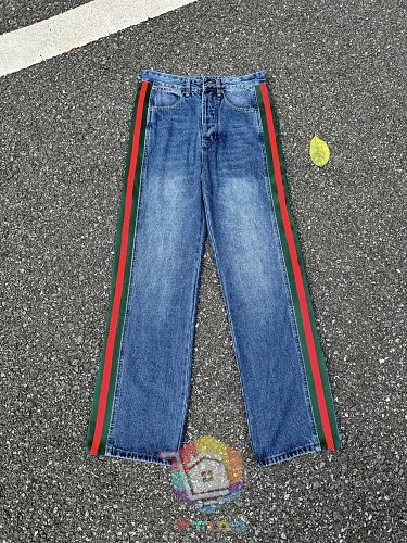 ג'ינס Gucci עם פס בצדדים בשני גוונים 11
