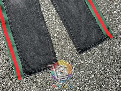 ג'ינס Gucci עם פס בצדדים בשני גוונים 20