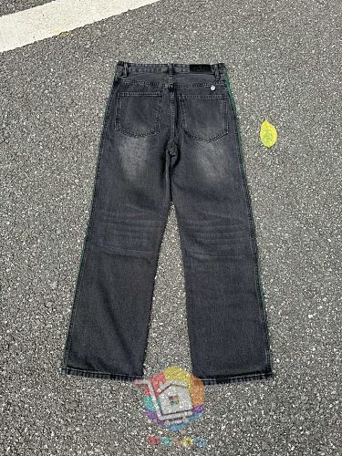 ג'ינס Gucci עם פס בצדדים בשני גוונים 21
