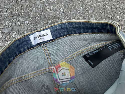 ג'ינס Balenciaga בגזרה ישרה שטופה 3