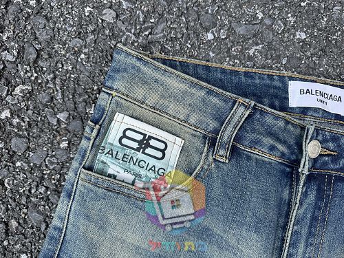 ג'ינס Balenciaga בגזרה ישרה שטופה 5