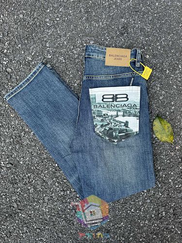 ג'ינס Balenciaga בגזרה ישרה שטופה 22