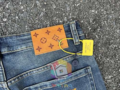 ג'ינס Louis Vuitton בגזרה ישרה שטופה 2