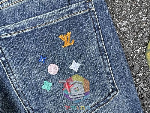 ג'ינס Louis Vuitton בגזרה ישרה שטופה 11