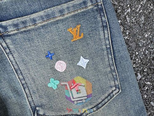 ג'ינס Louis Vuitton בגזרה ישרה שטופה 17