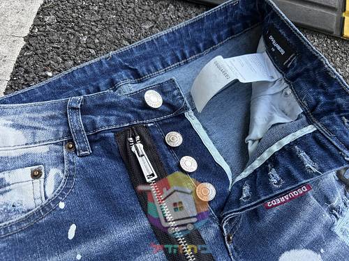 ג'ינס DSQUARED2 בשני דגמים, קרוע עם הדפסים 10