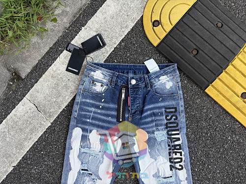 ג'ינס DSQUARED2 בשני דגמים, קרוע עם הדפסים 14