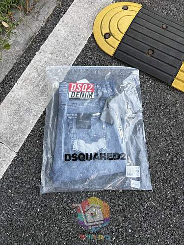 ג'ינס DSQUARED2 בשני דגמים, קרוע עם הדפסים 16