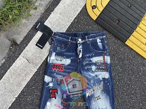 ג'ינס DSQUARED2 בשני דגמים, קרוע עם הדפסים 18
