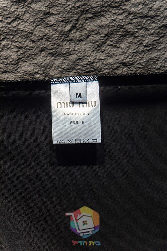 חולצת טי Miu Miu אוברסייז שחור, לבן 10