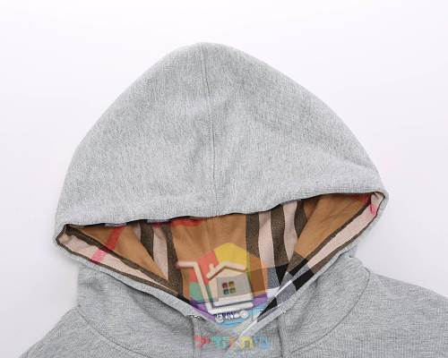 קפוצון Burberry עם בטנת משבצות בשני גוונים 12