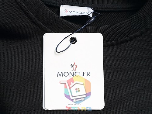 סווטשירט Moncler בשלושה גוונים 6