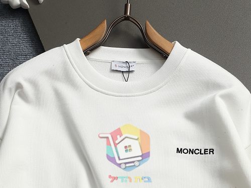 סווטשירט Moncler בשלושה גוונים 24