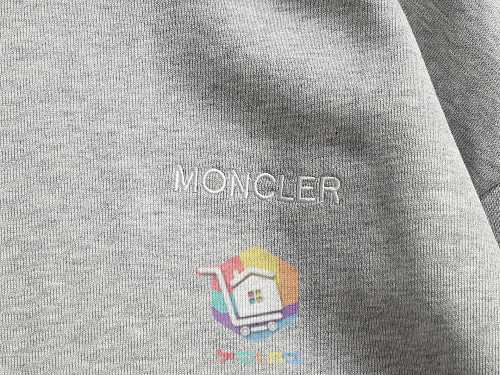 סווטשירט Moncler בשלושה גוונים 32