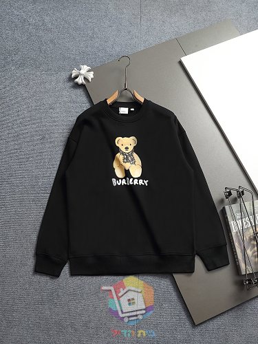 סווטשירט Burberry עם הדפס דוב 10