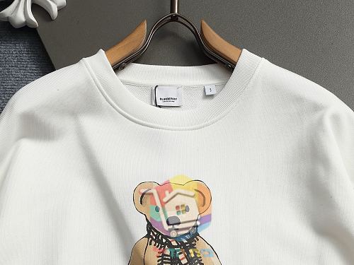 סווטשירט Burberry עם הדפס דוב 20