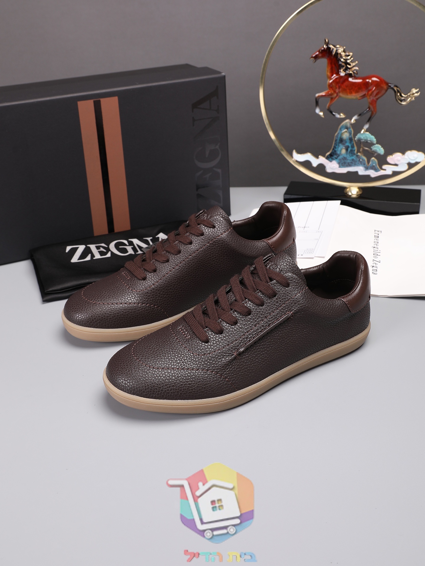 נעלי סניקרס Zegna מעור מגורען בארבעה גוונים