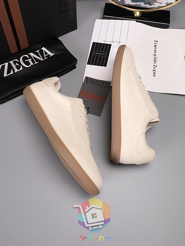 נעלי סניקרס Zegna מעור מגורען בארבעה גוונים 20