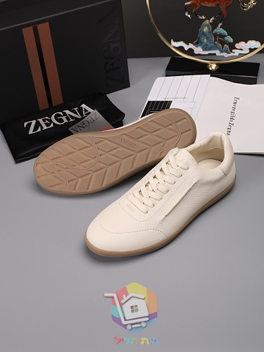 נעלי סניקרס Zegna מעור מגורען בארבעה גוונים 21