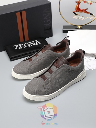 נעלי סליפ-און Zegna מבד בחמישה גוונים 35