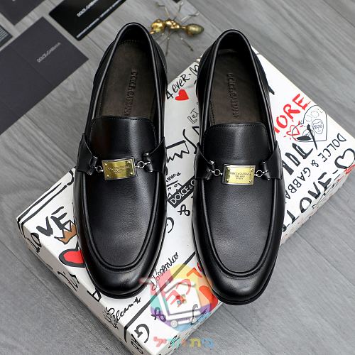 נעלי מוקסין Dolce & Gabbana בחמישה גוונים 32