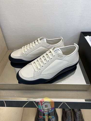 נעלי סניקרס Prada שמנת, שחור 7