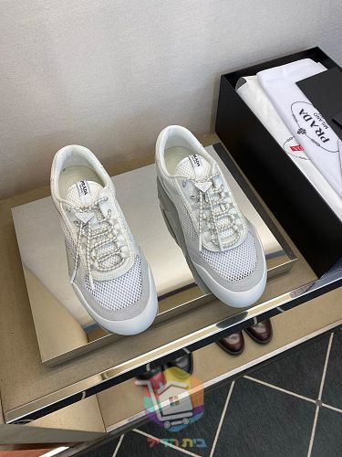 נעלי Prada America's Cup בשישה גוונים 21