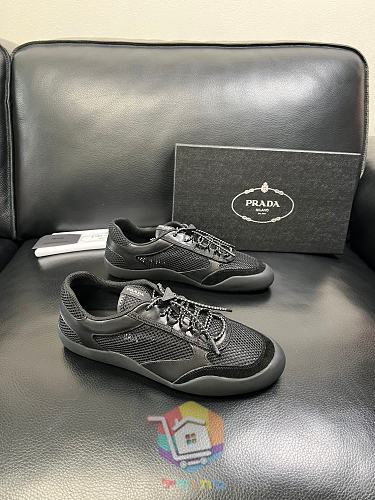 נעלי Prada America's Cup בשישה גוונים 30