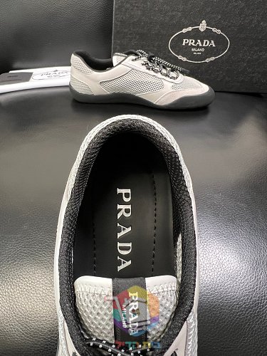 נעלי Prada America's Cup בשישה גוונים 42