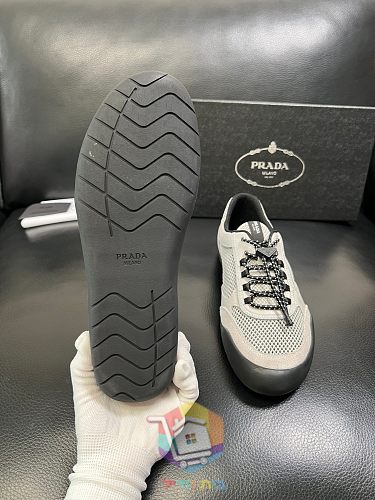 נעלי Prada America's Cup בשישה גוונים 43