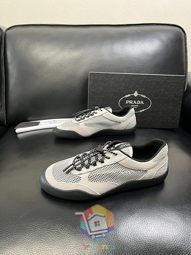 נעלי Prada America's Cup בשישה גוונים 48