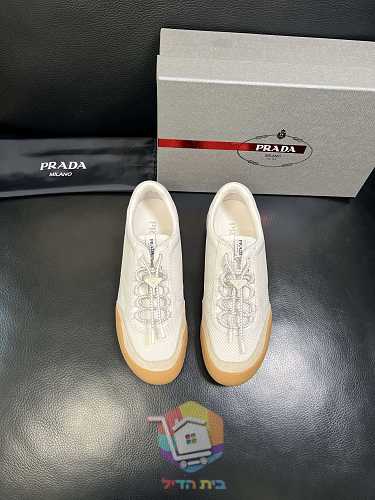 נעלי Prada America's Cup בשישה גוונים 55