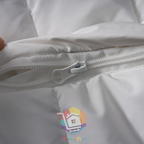 מעיל מרופד Karl Lagerfeld Jeans עם קפוצון 20