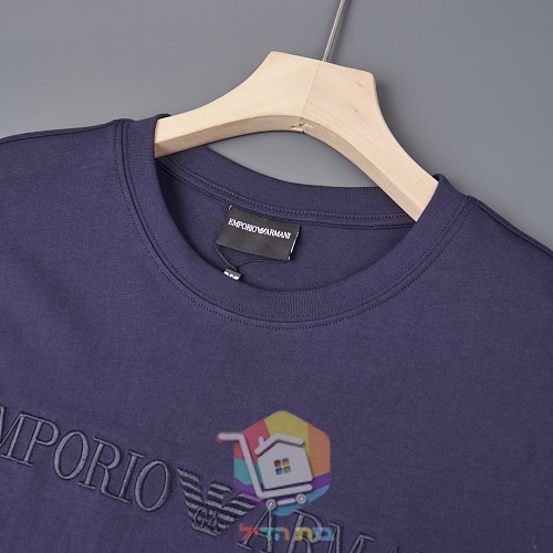 חולצת טי Emporio Armani עם כיתוב בגוון תואם 12