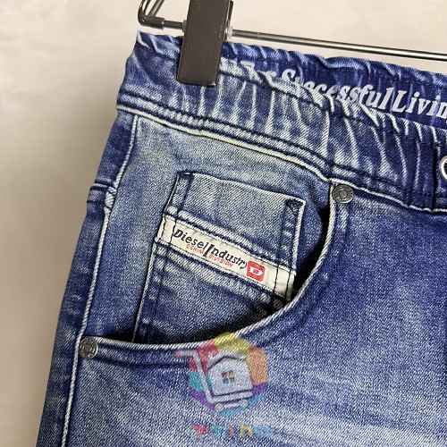 ג'ינס DIESEL בגזרה צרה עם מותן אלסטי 5