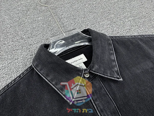 חולצת ג'ינס Calvin Klein בגוון שחור שטוף 11