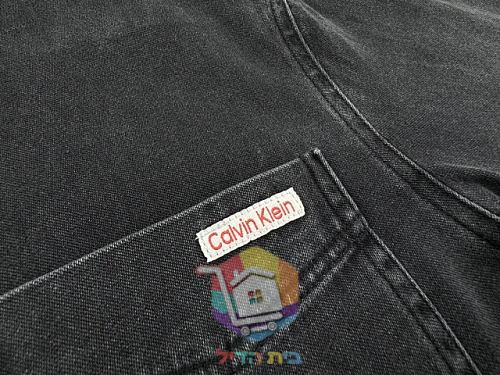 חולצת ג'ינס Calvin Klein בגוון שחור שטוף 13